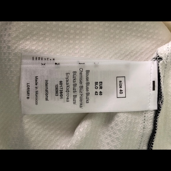 NWOT - White top with black vegan leather piping. - Picture 5 of 7